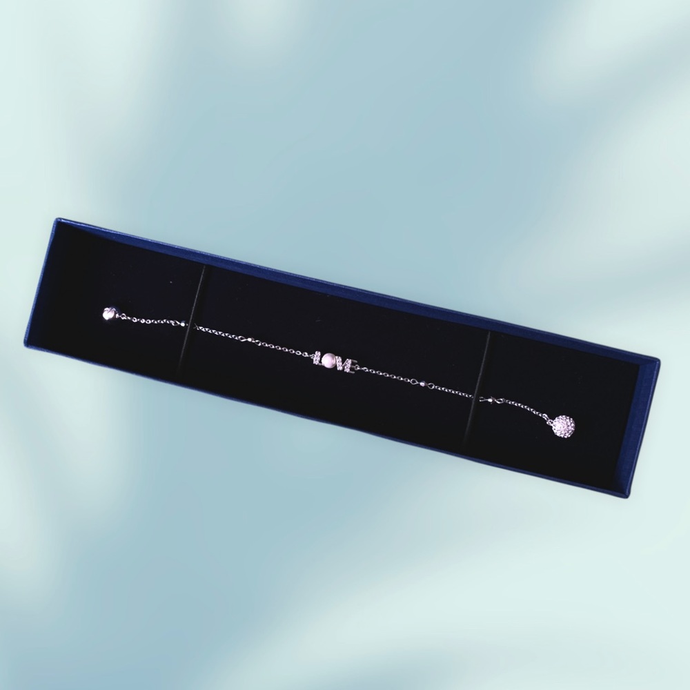 Swarovski Love Bracelet Silver NIB